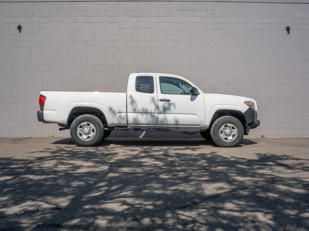 Used 2019 White Toyota SR image 8