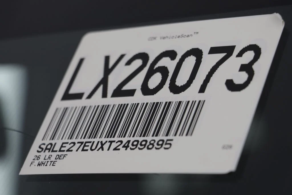 Certified Used 2026 White Land Rover X-Dynamic SE image 26