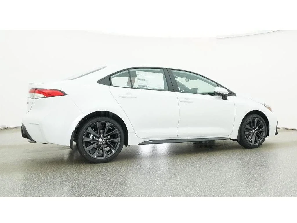 New 2026 Wind Chill Pearl Toyota SE image 32