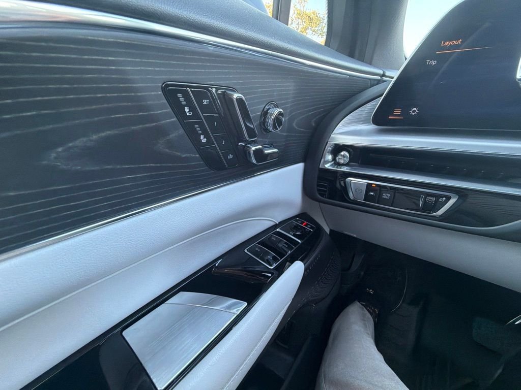 Used 2024 Blue Cadillac Luxury image 16