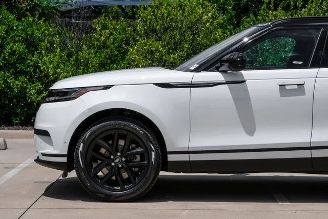 New 2026  Land Rover S image 17