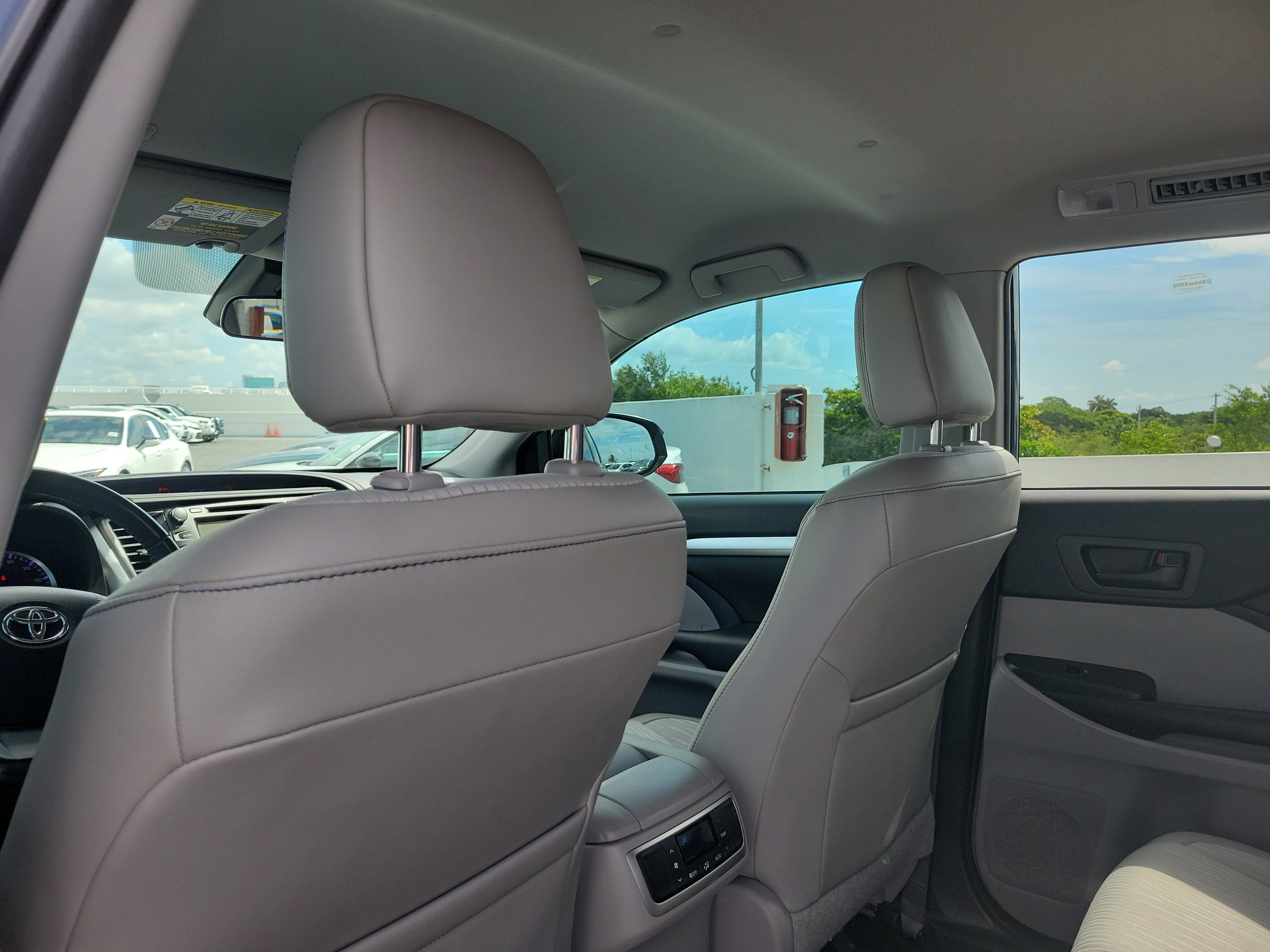 Used 2019 Shoreline Mist Toyota LE Plus image 14