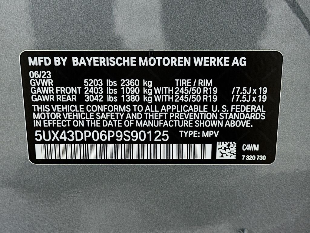 Used 2023 Skyscraper Grey Metallic BMW sDrive30i image 32