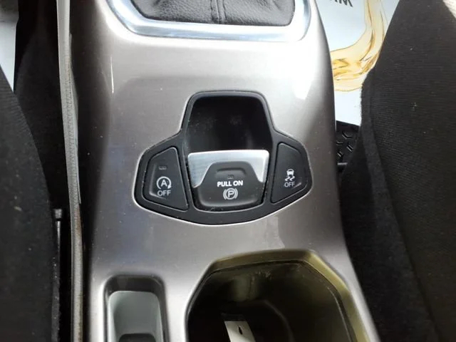 2022 Jeep Renegade Latitude - Photo 25