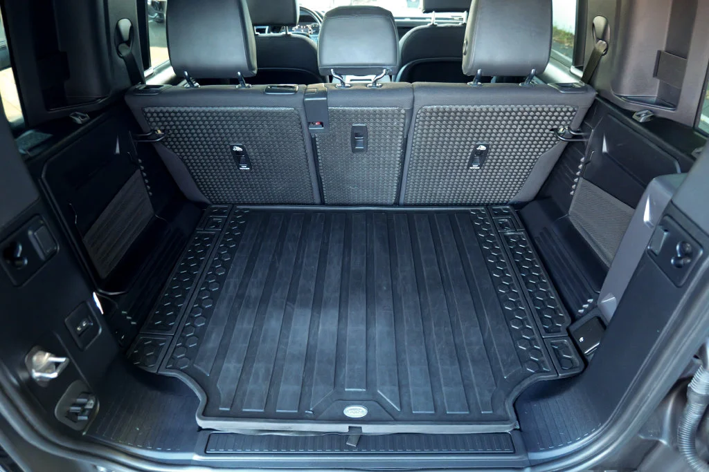 Used 2023 Gray Land Rover X image 58
