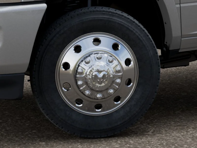 New 2026 Silver-Zynith Exterior Paint RAM TRADESMAN image 4