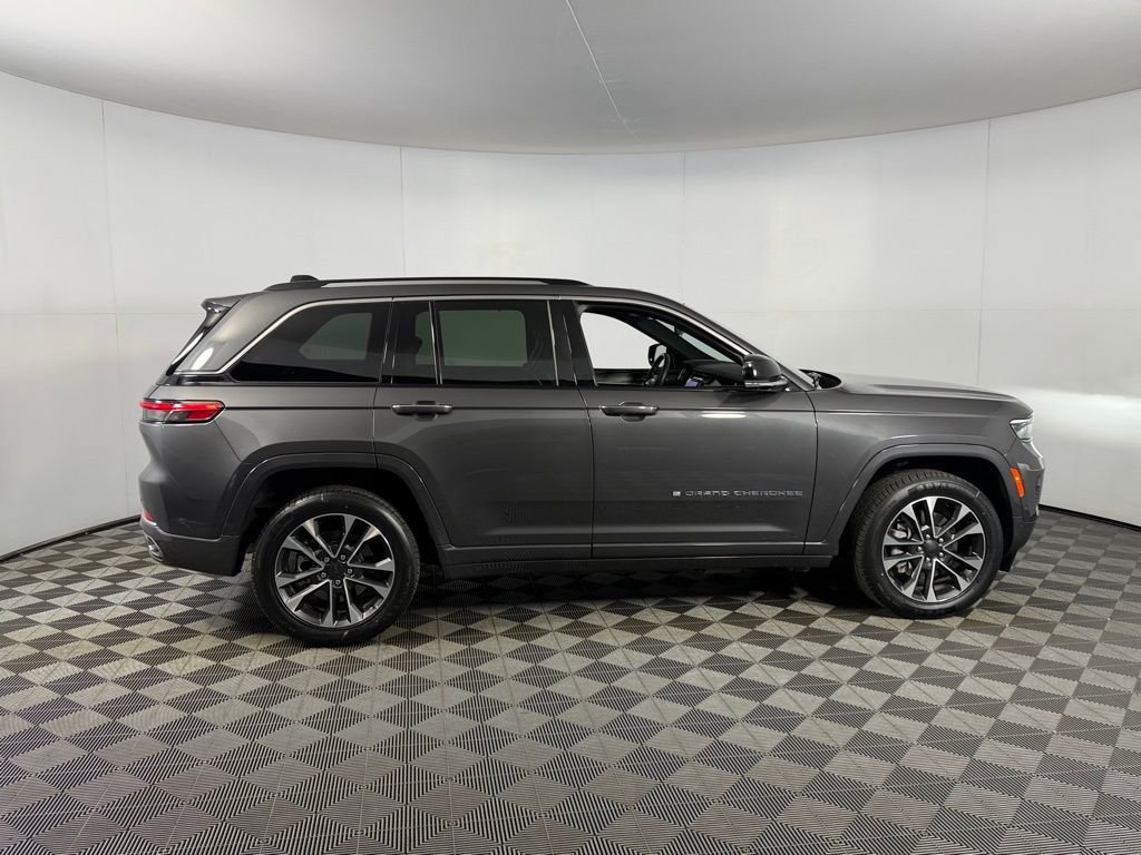 Certified Used 2022 Gray Jeep Overland 4xe image 3