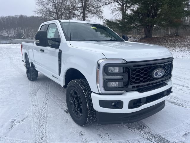 New 2026 Oxford White Ford F-250® XL image 11