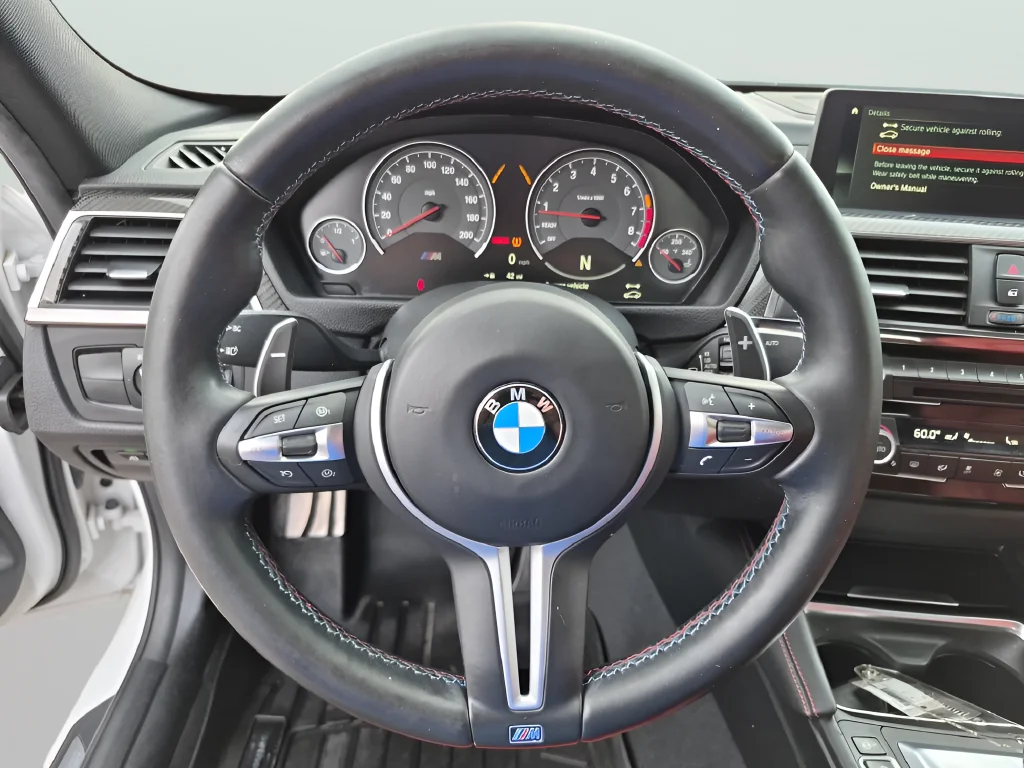 Used 2018 White BMW Base image 19