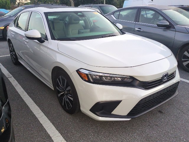 Used 2024 White Honda EX image 1