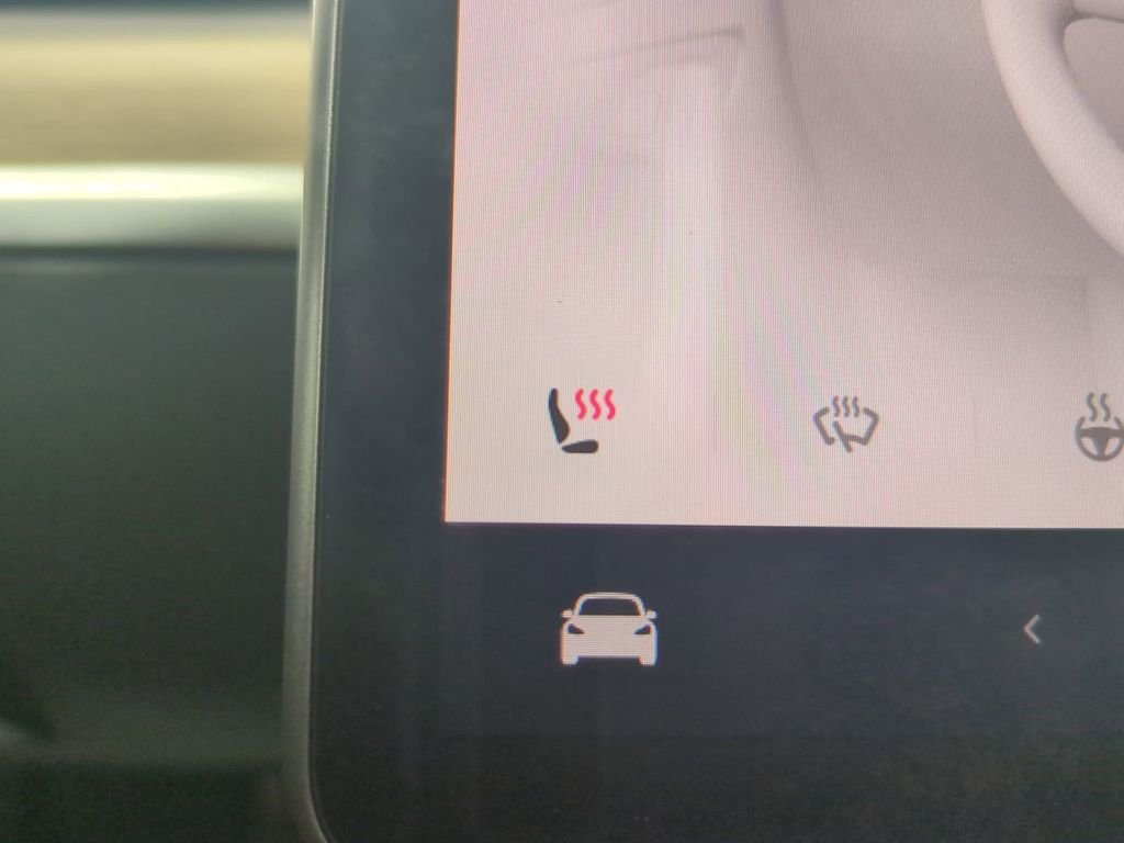 2023 Tesla Model Y Long Range - Photo 28