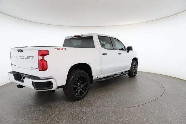 2023 Chevrolet Silverado 1500 Custom - Photo 17