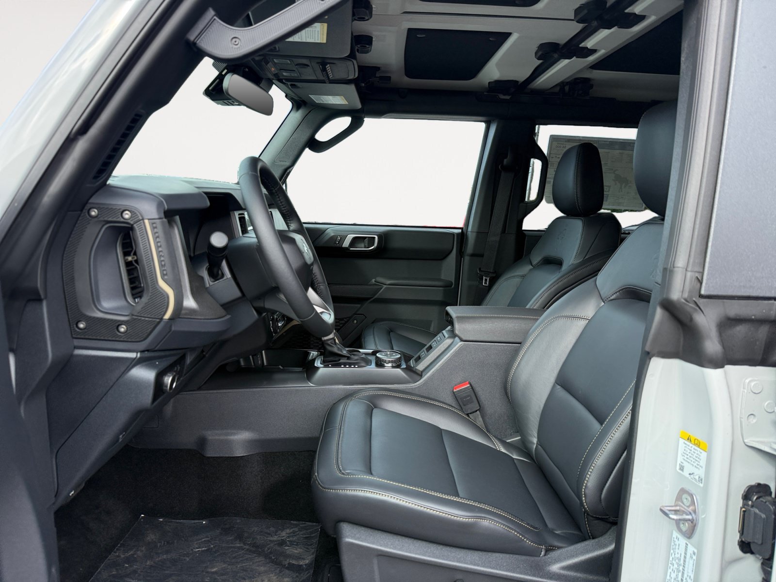 New 2026 Avalanche Gray Ford Badlands® image 10