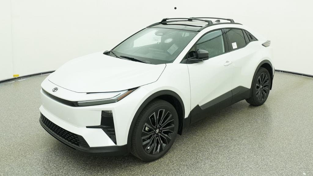 New 2026 Wind Chill Pearl Toyota XSE image 37