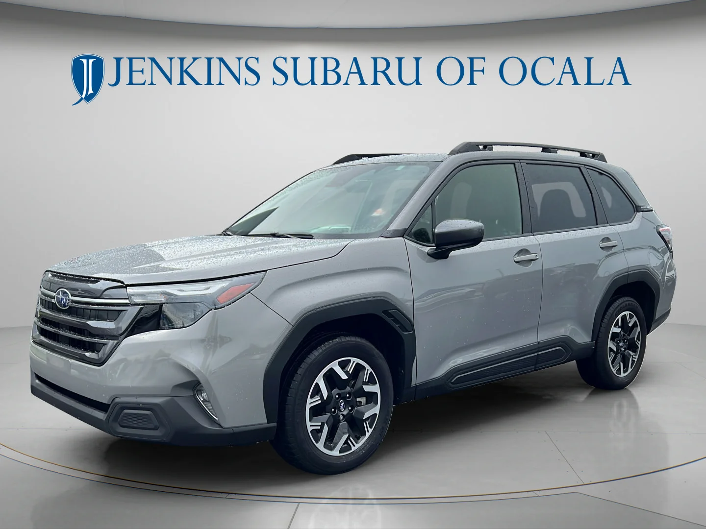 Used 2025 River Rock Pearl Subaru Premium image 7