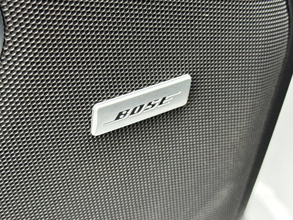 Used 2024 Summit White Chevrolet LT image 29