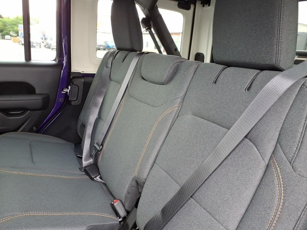 New 2026 Reign Exterior Paint Jeep Sport S image 10
