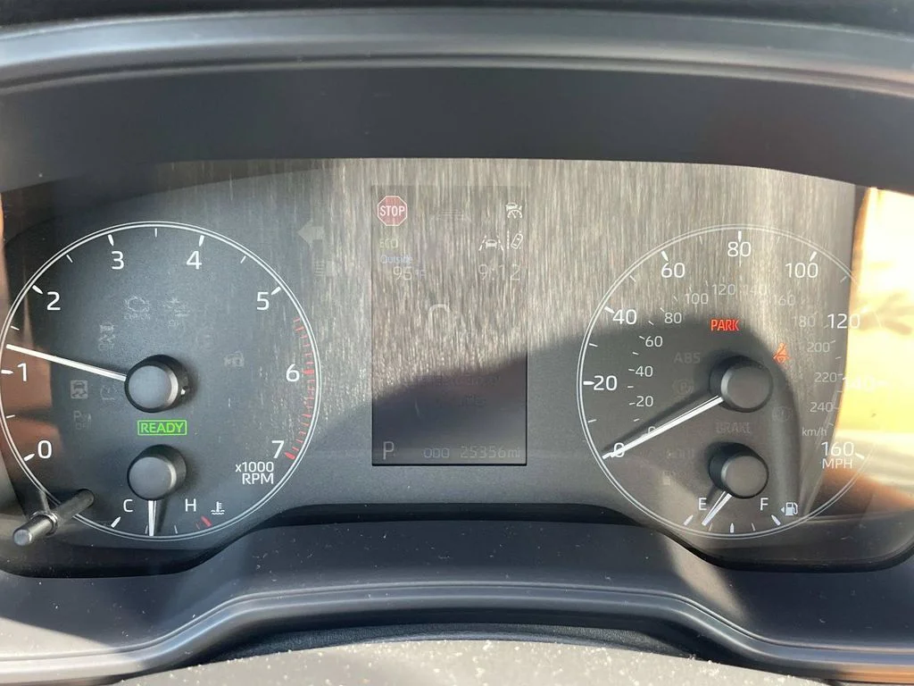 Certified Used 2025 Beige Toyota SE image 27