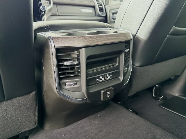 2026 RAM 2500 Laramie - Photo 35