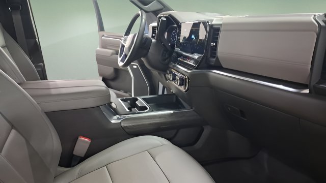 Used 2026 Summit White Chevrolet LTZ image 16