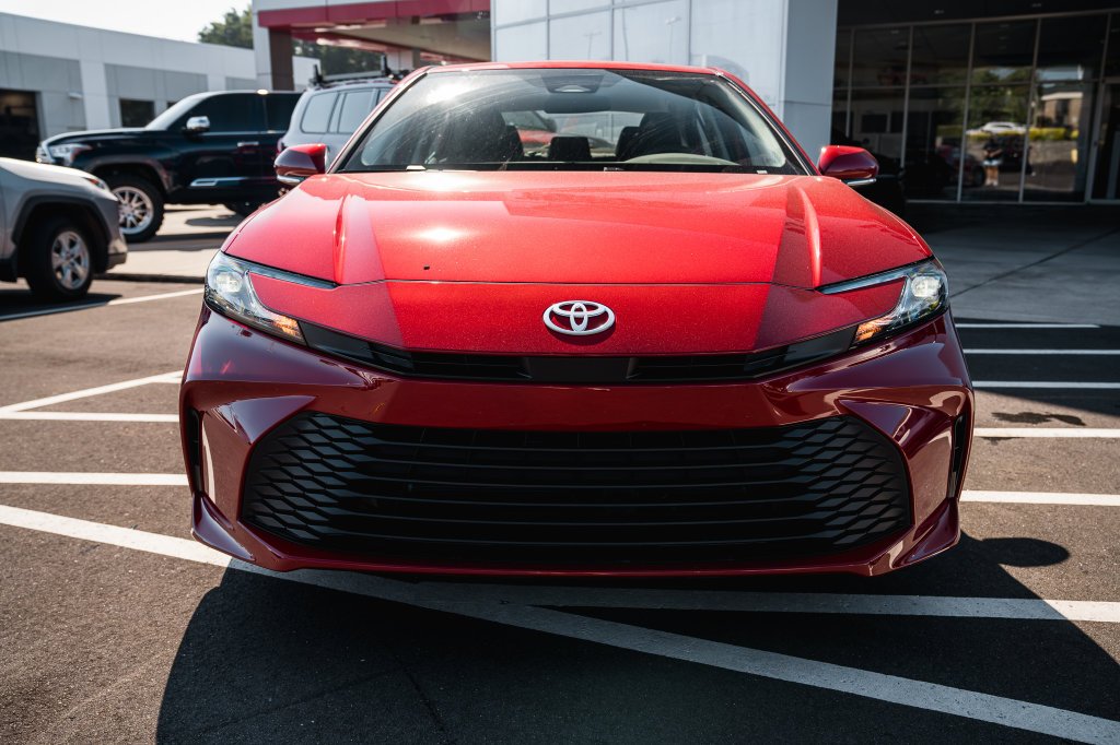 New 2026 Supersonic Red Toyota LE image 2