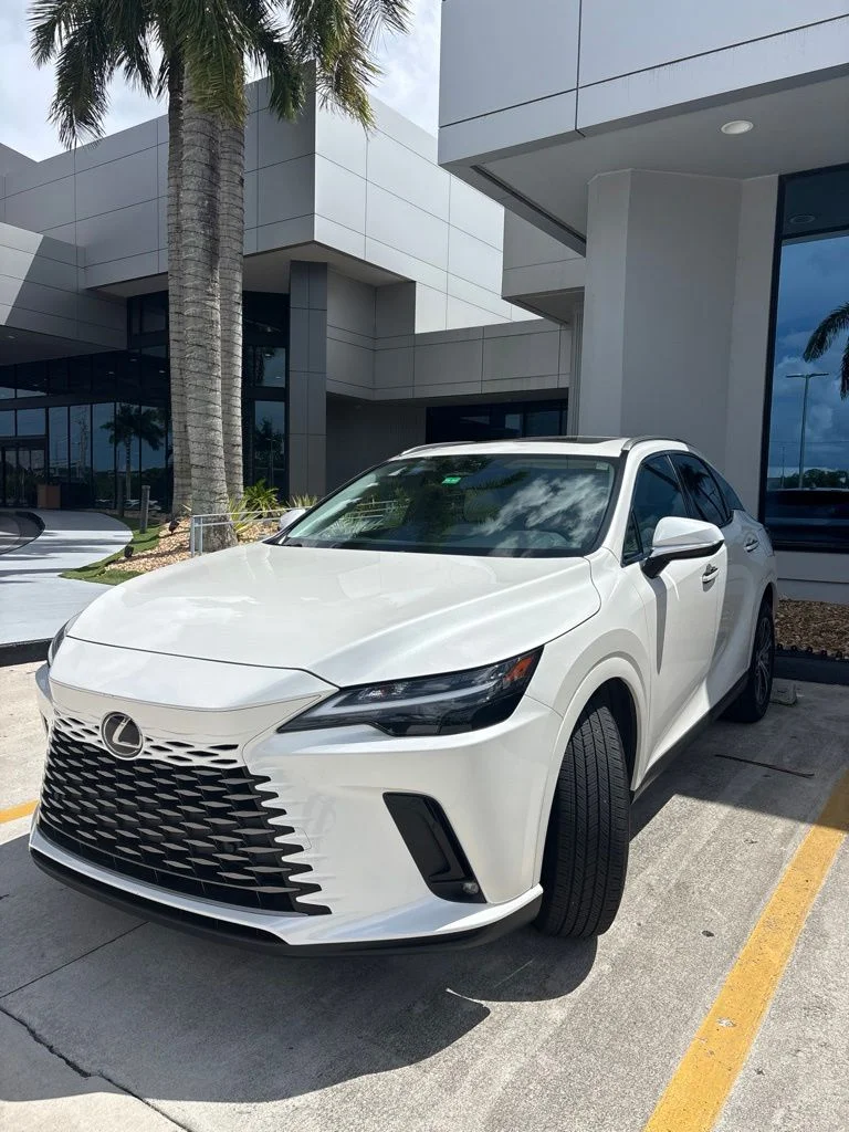 Certified Used 2024 EMINENT WHITE PEARL Lexus 350 Premium image 4