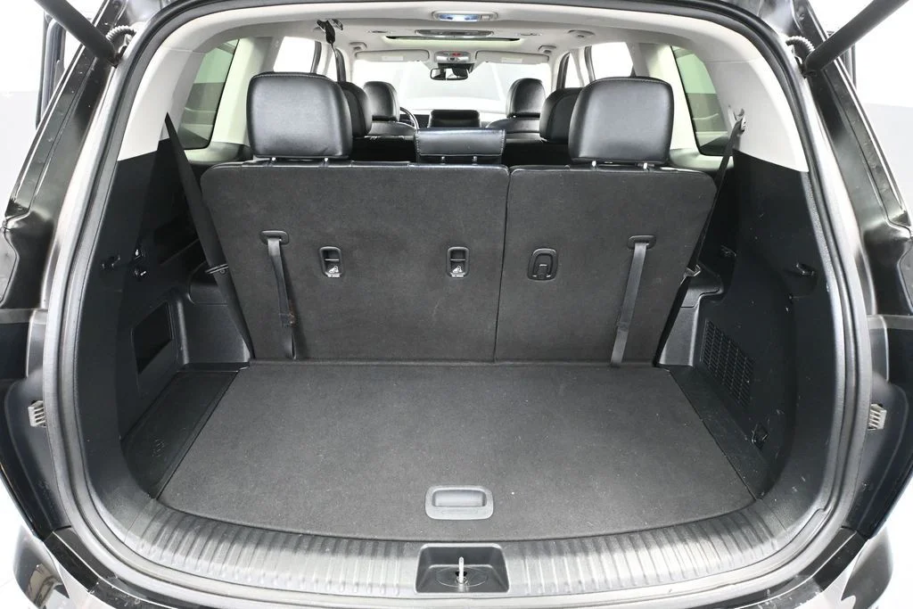 Used 2023 Black Kia EX X-Line image 42