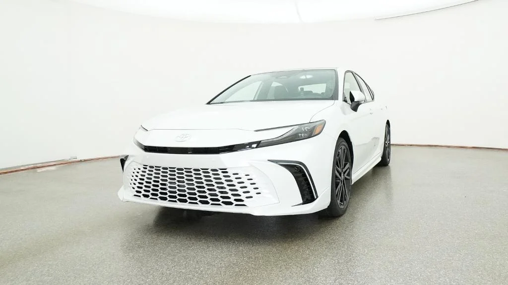 New 2026 Wind Chill Pearl Toyota XSE image 19