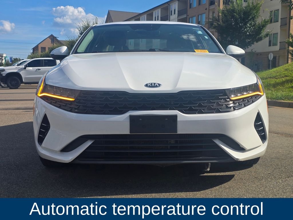 Used 2021 White Kia LXS image 5