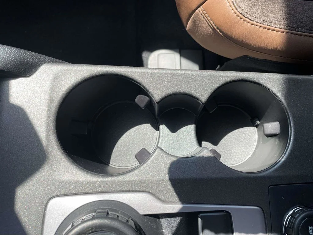 New 2026 Carbonized Gray Metallic Ford Outer Banks image 18