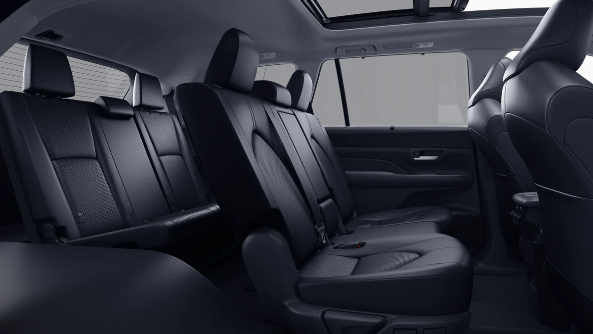 New 2026 Wind Chill Pearl Toyota XLE image 21