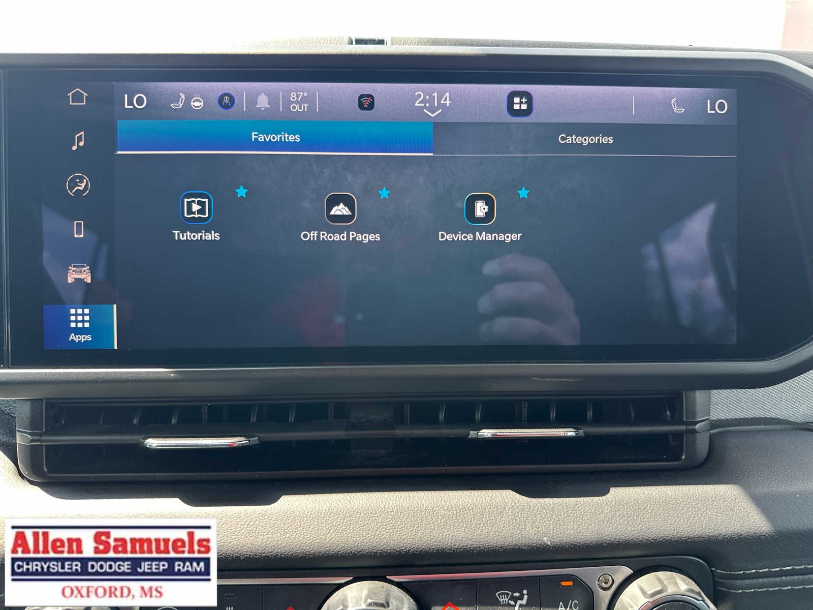 Certified Used 2025 Bright White Clearcoat Jeep Sahara image 29