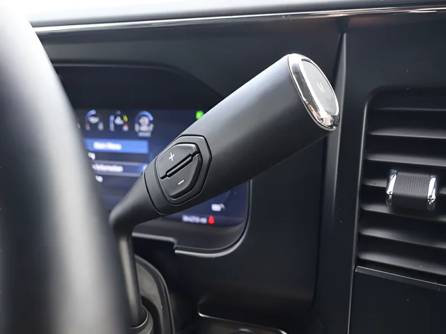 Used 2023 Black Ford Lariat image 21