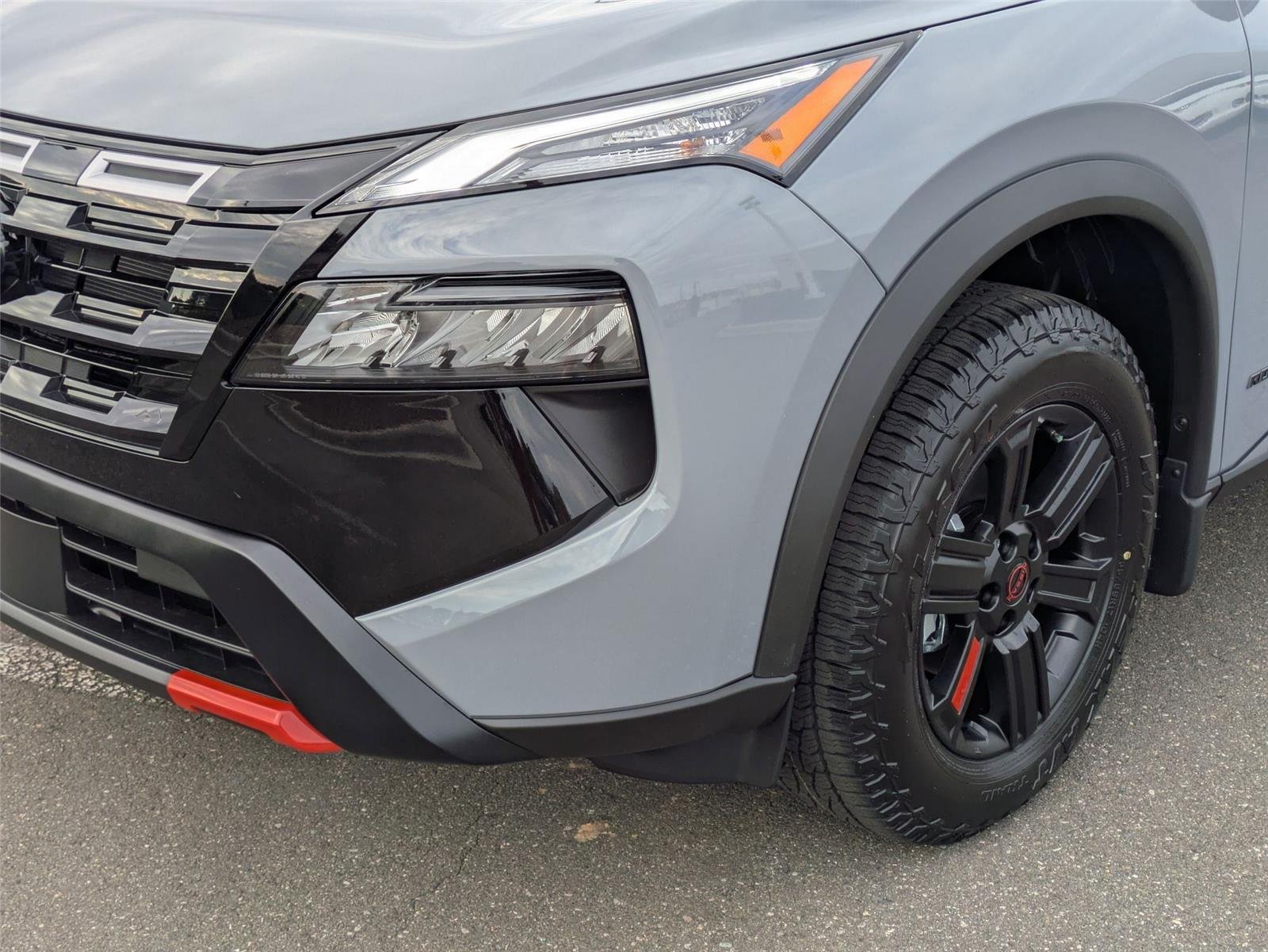 New 2026 Boulder Gray Pearl Nissan Rock Creek image 9