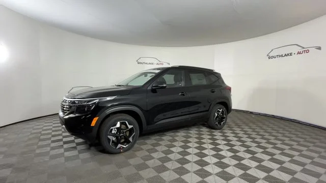 New 2026 Fusion Black Kia S image 4