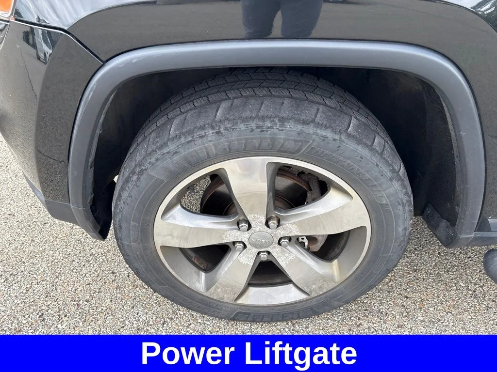 Used 2014 Black Jeep Limited image 12