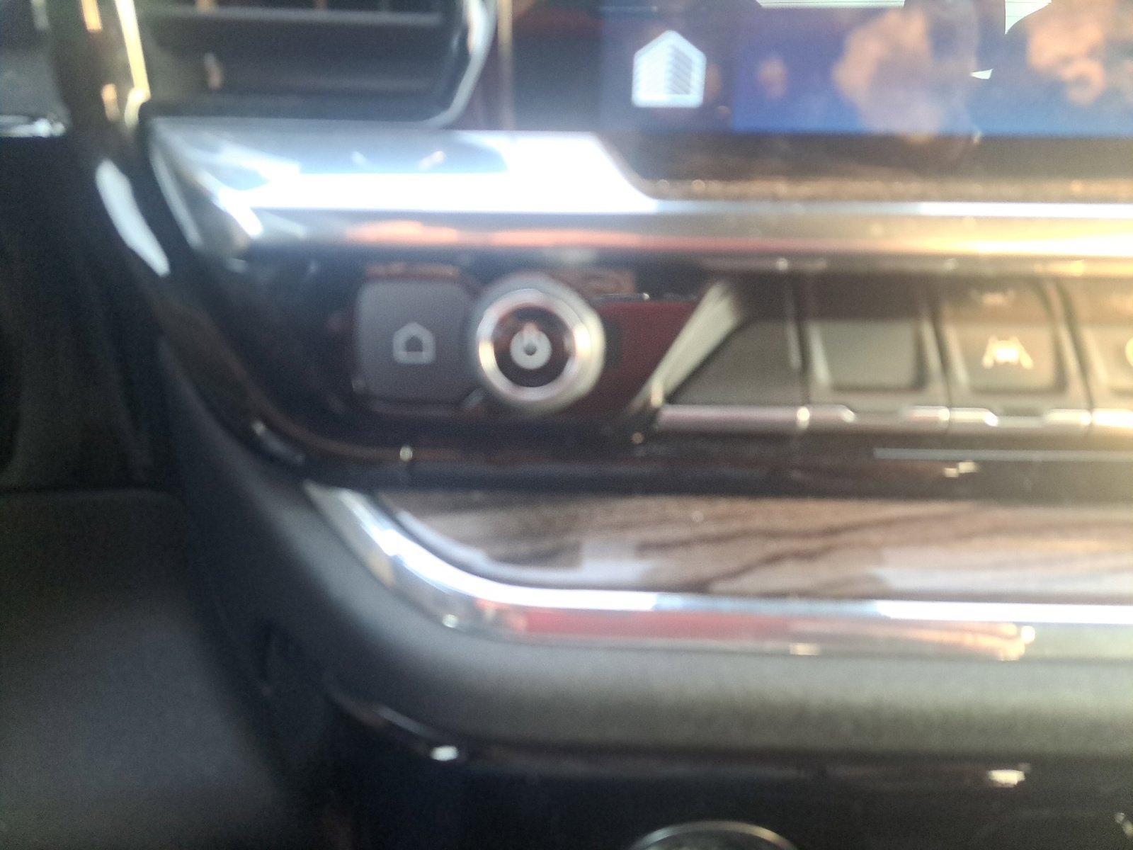 Used 2024 Sterling Gray Metallic Chevrolet LT image 17