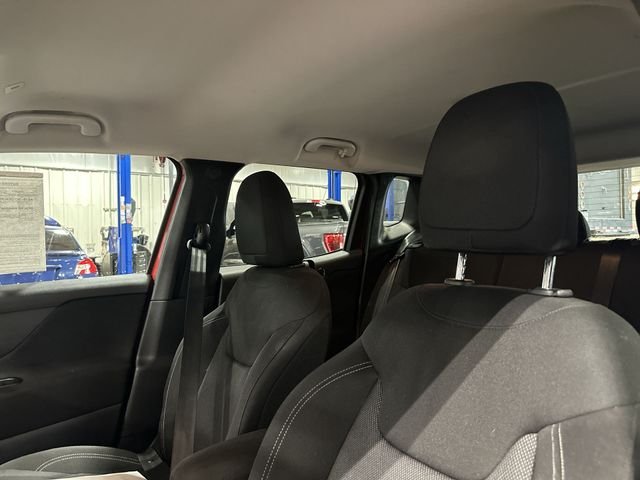 Used 2021 Red Jeep Sport image 20