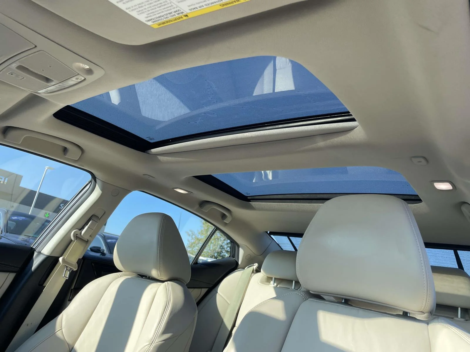 Used 2017 Deep Blue Pearl Nissan Platinum image 9