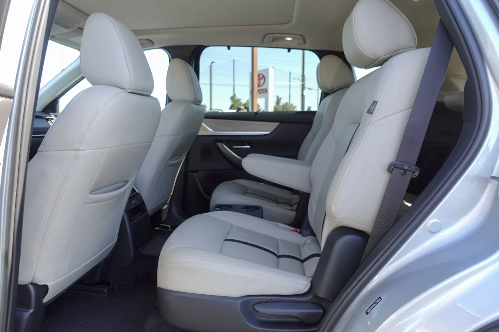 Certified Used 2024 Sonic Silver Mazda Premium image 14