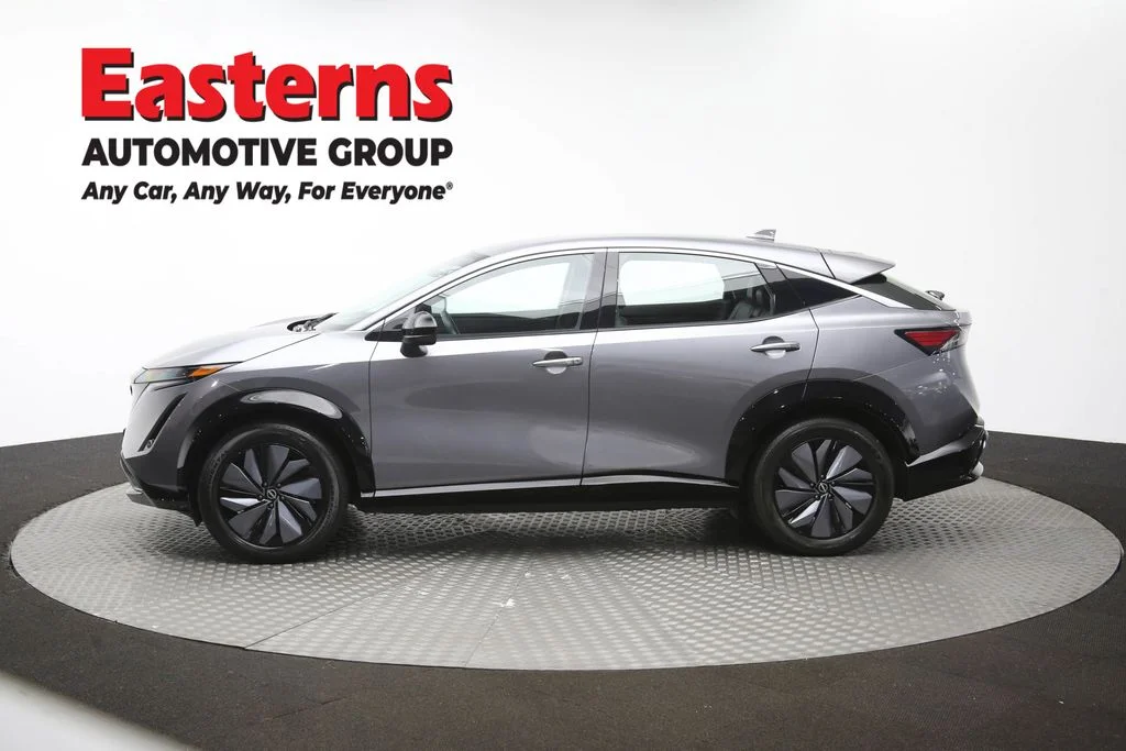 Used 2023 Gray Nissan ENGAGE image 59