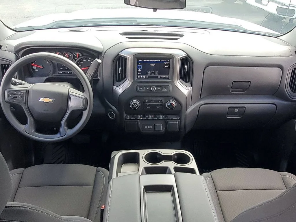 New 2026 Summit White Chevrolet Custom image 25