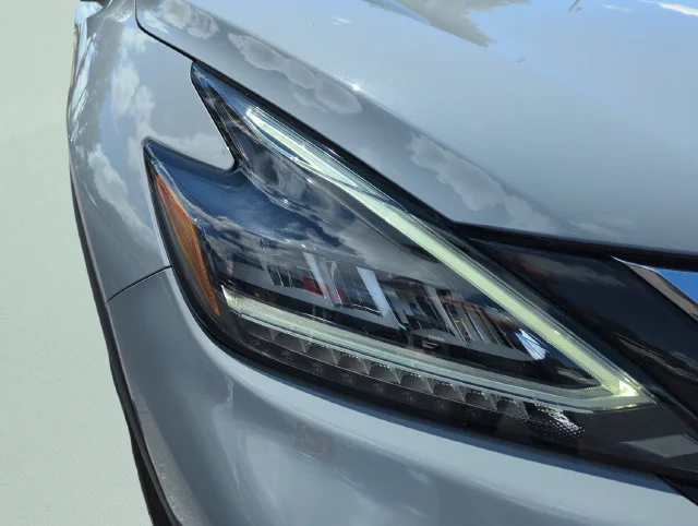 Used 2023 Gray Nissan SL image 17
