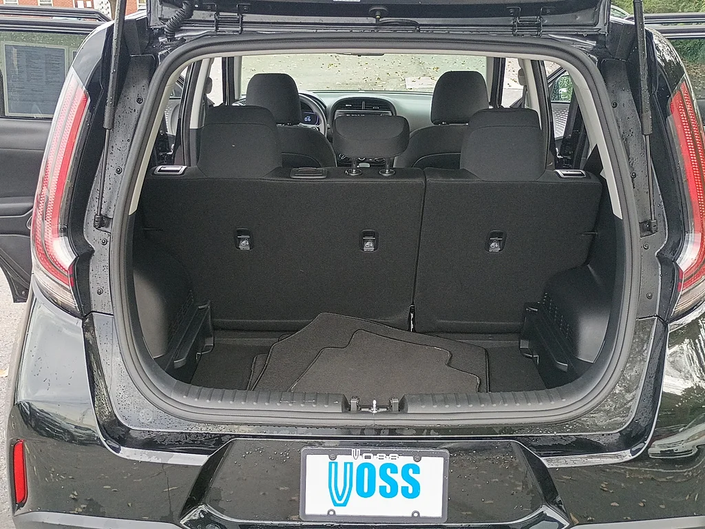 Used 2025 Fusion Black Kia LX image 14