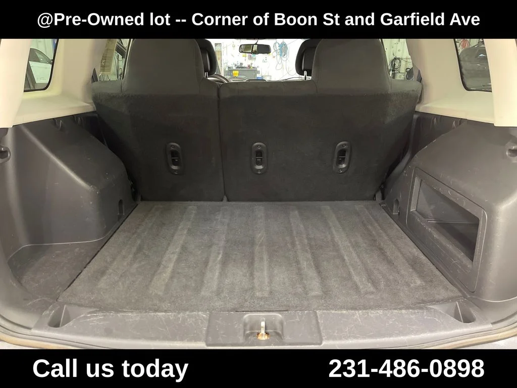 Used 2014 Gray Jeep Latitude image 25