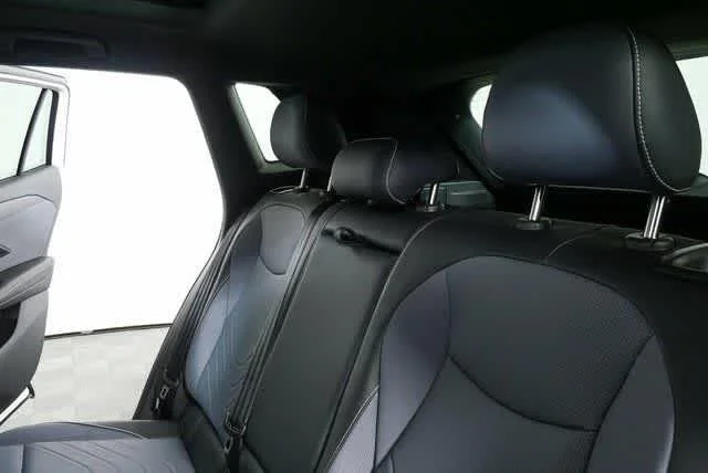 New 2026 Opal White Pearl Volkswagen SE R-Line Black image 20