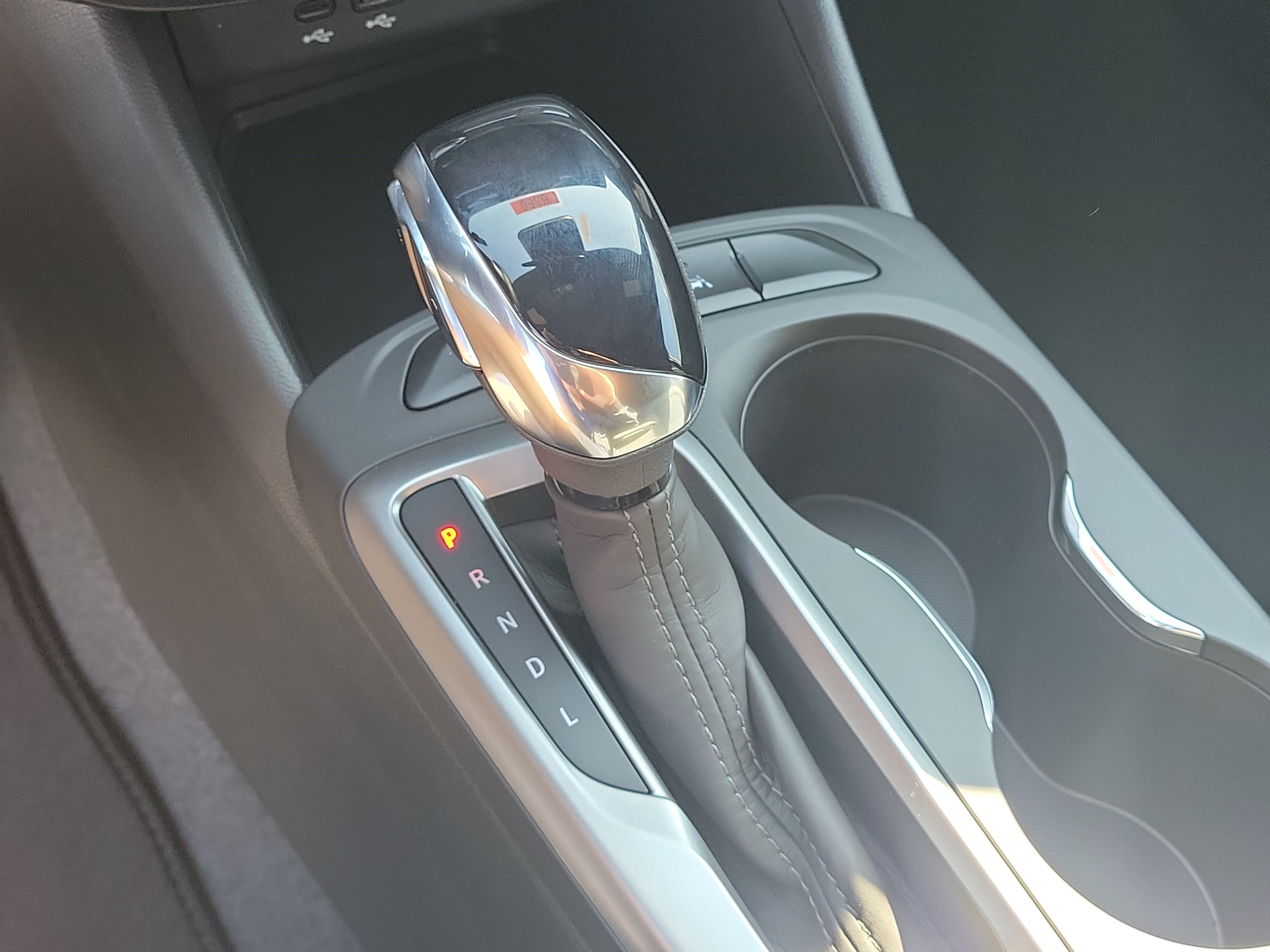 New 2026 Summit White Buick Preferred image 28