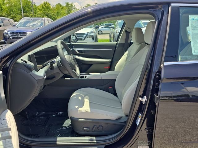 Used 2024 Blue Hyundai SEL image 11