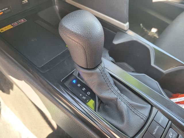 Used 2025  Toyota LE image 20