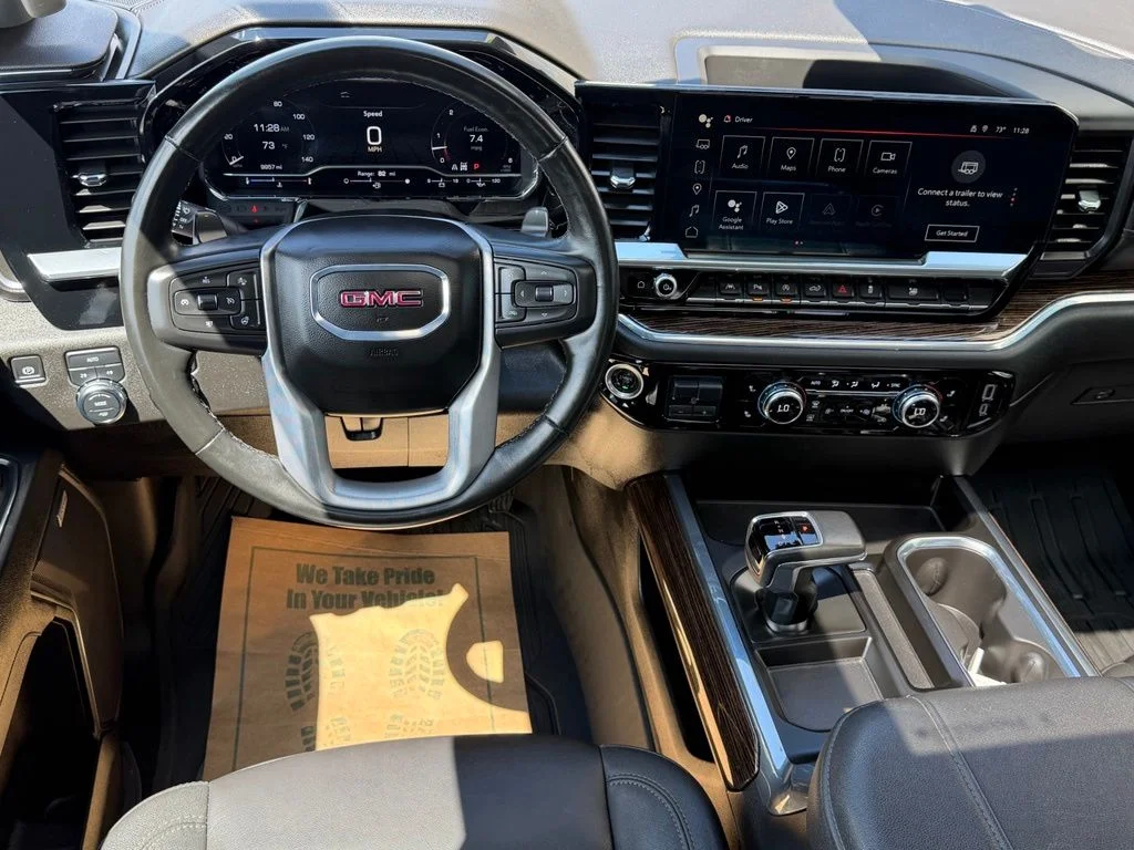 Used 2024 Black GMC Elevation image 15